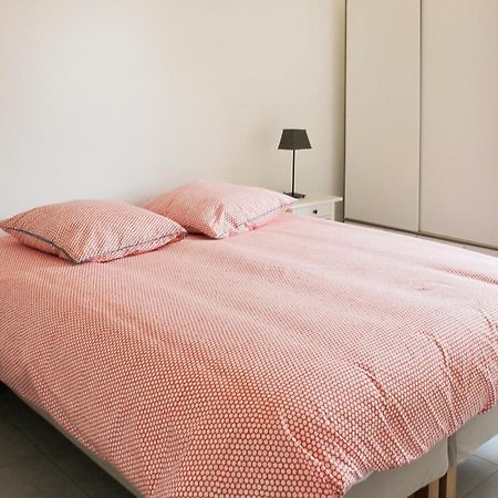 Beautiful Home In Erdeven With Kitchenette Exteriör bild